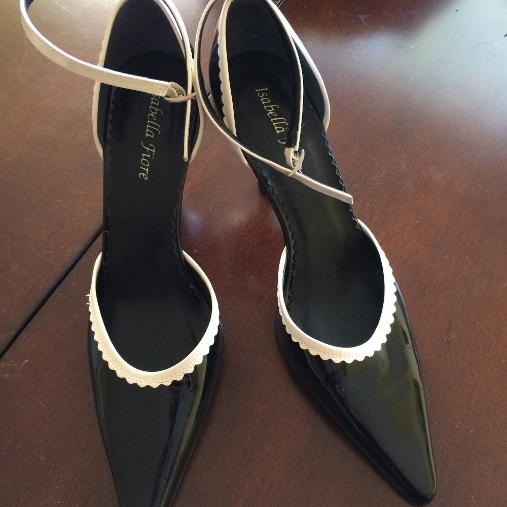 Isabelle Fiore Patent High Heel Shoes